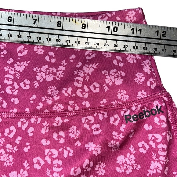 🦋Reebok Pink Floral Bike Shorts, Size Small - Picture 5 of 6